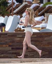 F bbca da bde jpg x Emma roberts sex