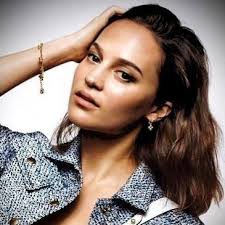 Zoomerang tti dayfjwmtmj thumb jpg x Alicia vikander