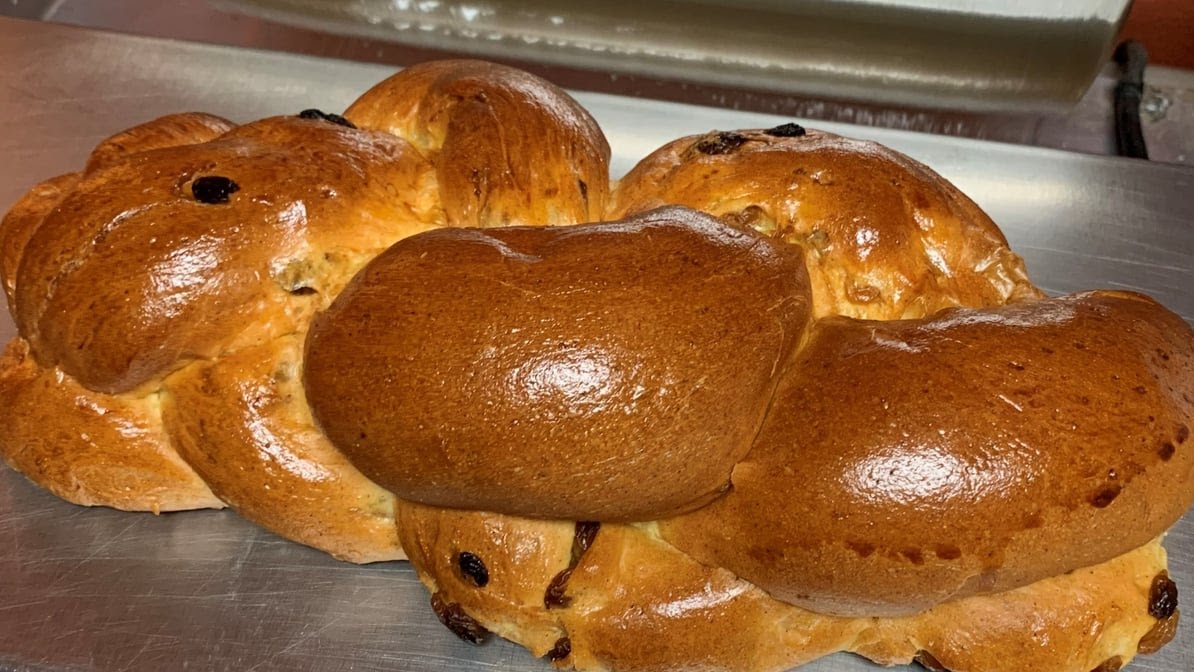 Kaplan's New Model Bakery by null