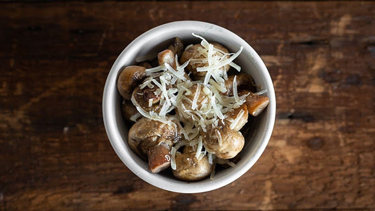 Doc Green's Salads and Grill by null