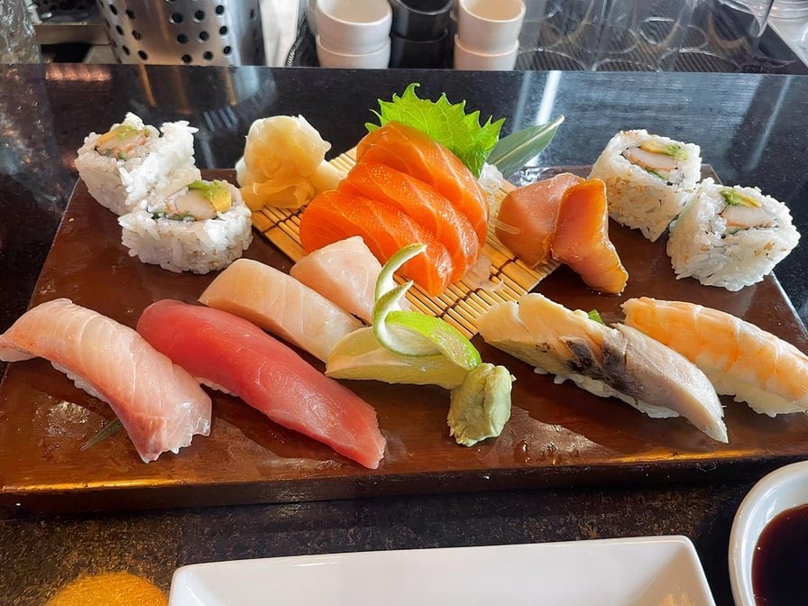 MAI SUSHI TAPAS & BAR by null