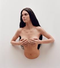 Wmaqrqqgp bkdrc jpg x Kendall jenner