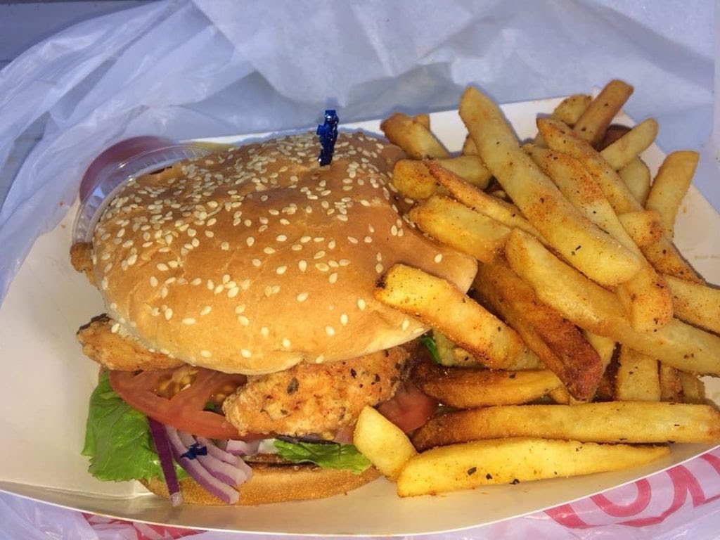 Mama T's Oakland by null