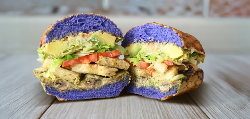 Ike's Love & Sandwiches by null