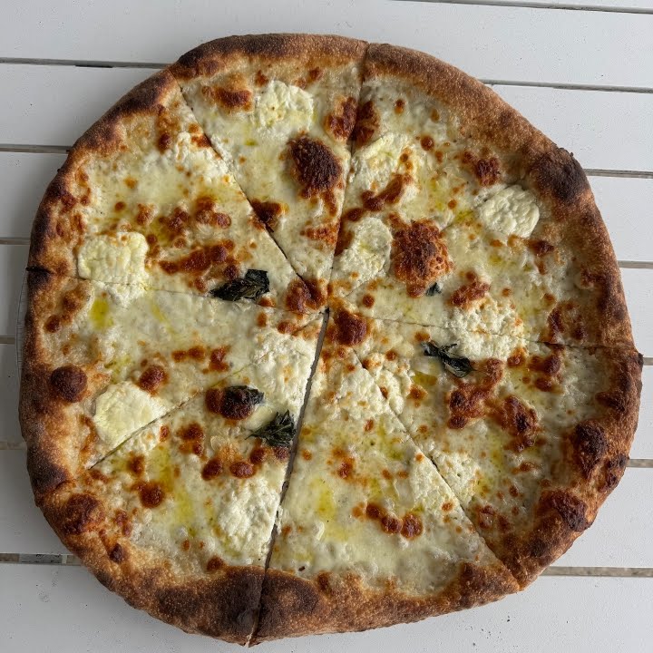 Pizzeria 'Lucci by null