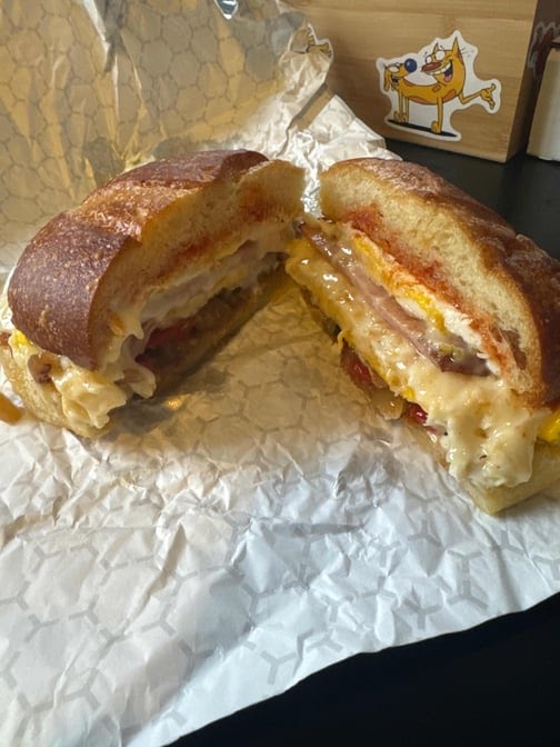 The Tasty Yolk by null