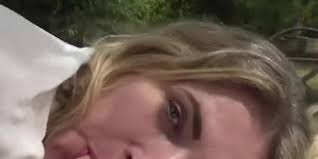Close up blowjob and deep throat for horny brunette who swallows all the cum jpg x French gorge profonde avale