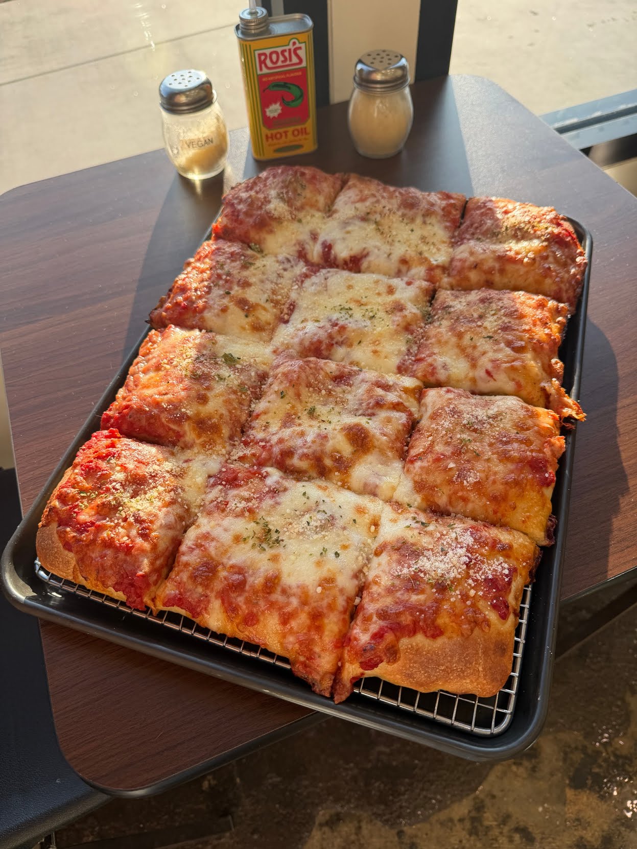 Old Gold Tomato Pie by null