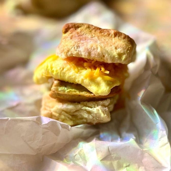 Auntie Beulah's Biscuits & Chicken by null