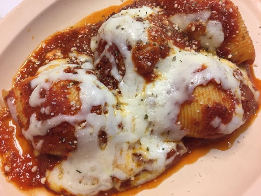 Pete's Pizza by null