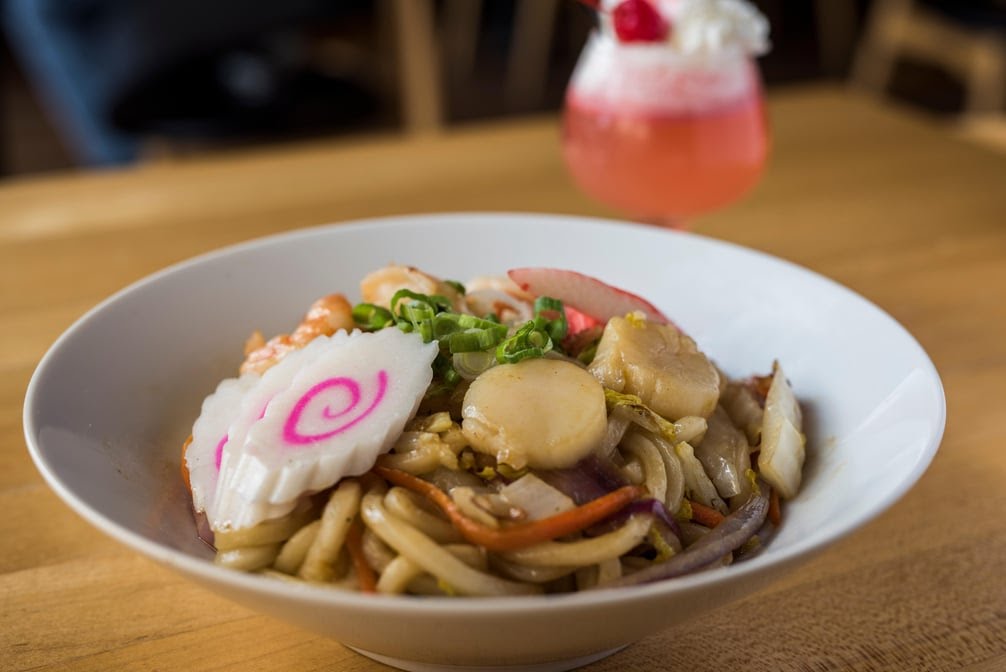 Kawa Ramen and Sushi 川ラーメンと寿司 | East Side by null