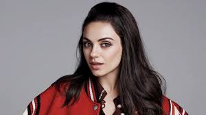 Are scarlett johansson and mila kunis the most dangerous celebs on the internet jpg x Mila kunis sexy pics