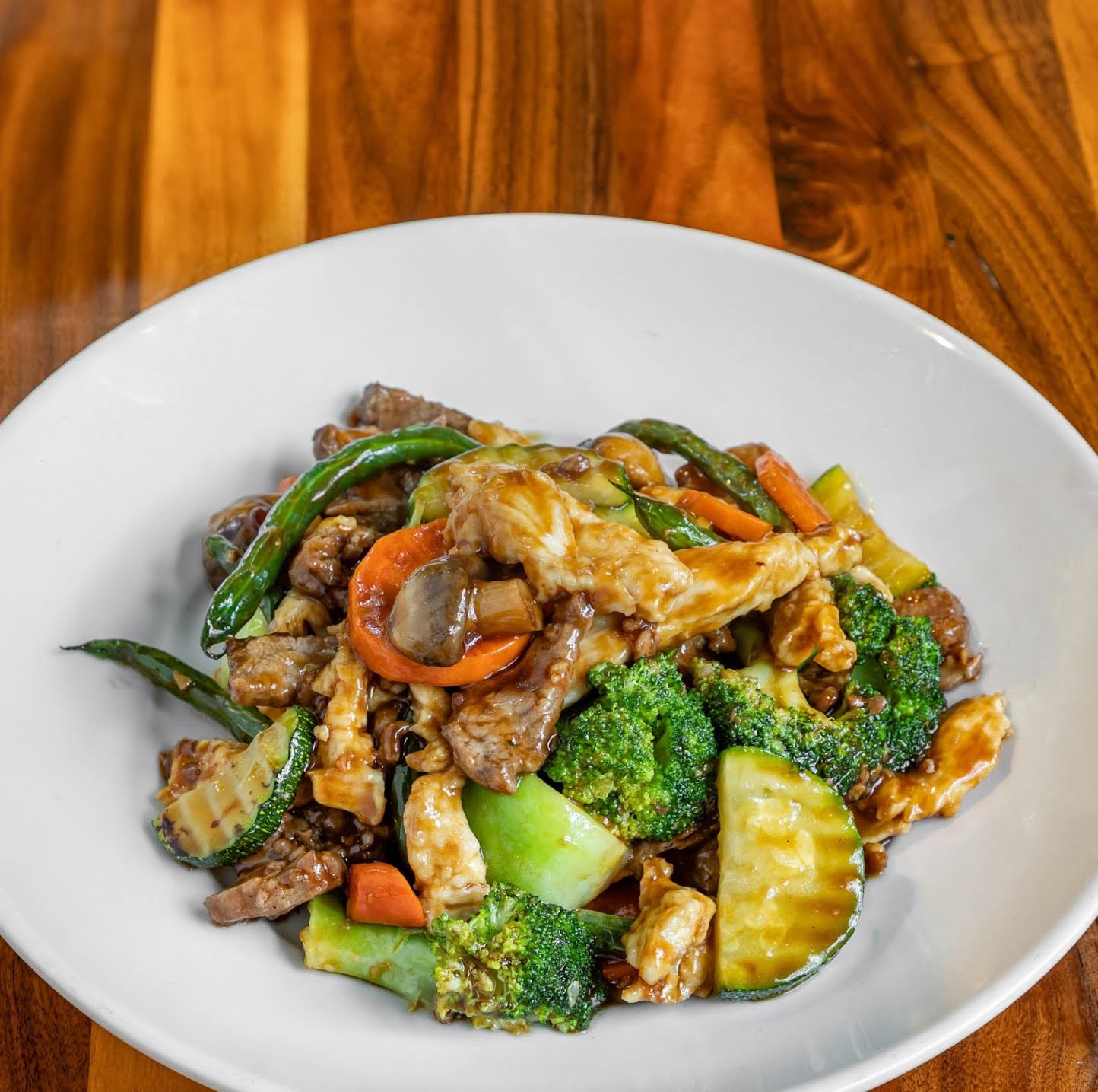 SOMI Vietnamese Bistro by null