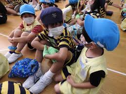 抜ける 小学生 |先生はオリンピックに出る！ コロナで「暗闇」…でも見せたい教師の背中 | 毎日新聞