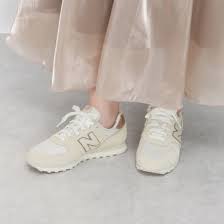 Masha ls model|flat belly, torn jeans, glasses, jeans, model, Masha Novoselova - wallpaper  #156557 (2048x1207px) on Wallls.com