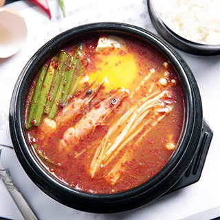 Omma Tofu House by null