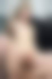 ケバ熟女無修正|パイパン超ケバい人妻さんを変態セックスしてみました！調教編！ - XVIDEOS.COM