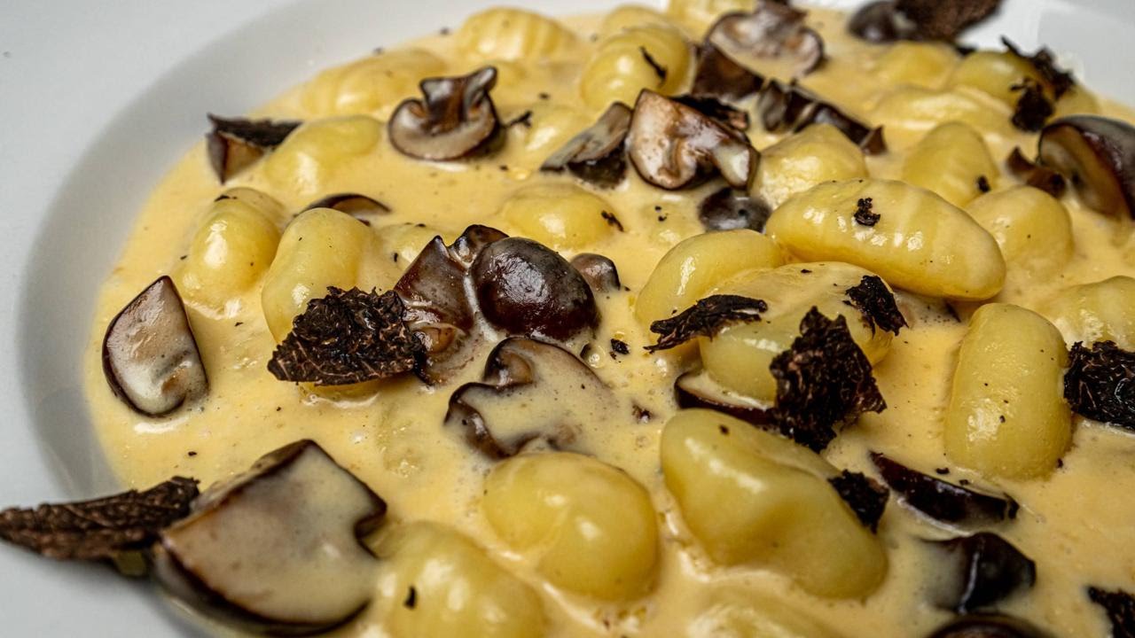 Chef’s Roma Kitchen by null