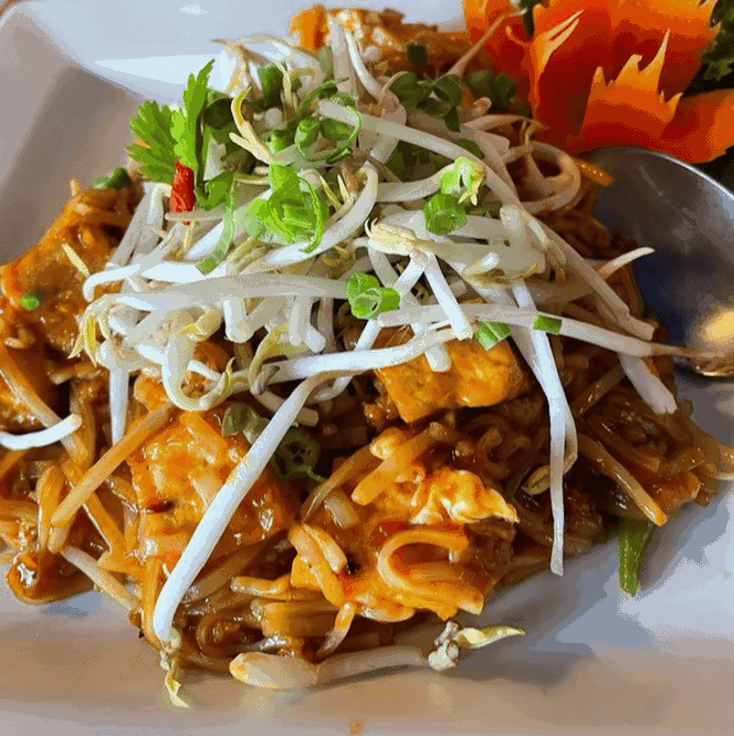 Urban Thai & Sushi by null