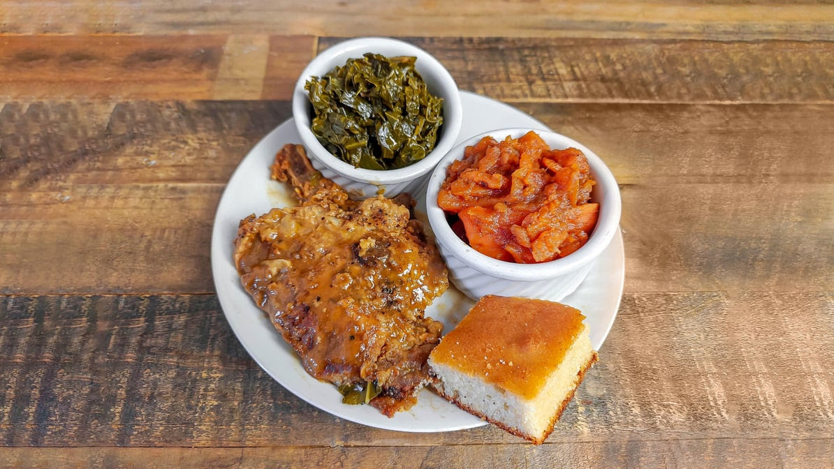 Wyatt's Country BBQ/Sgt Wyatts country BBQ by null