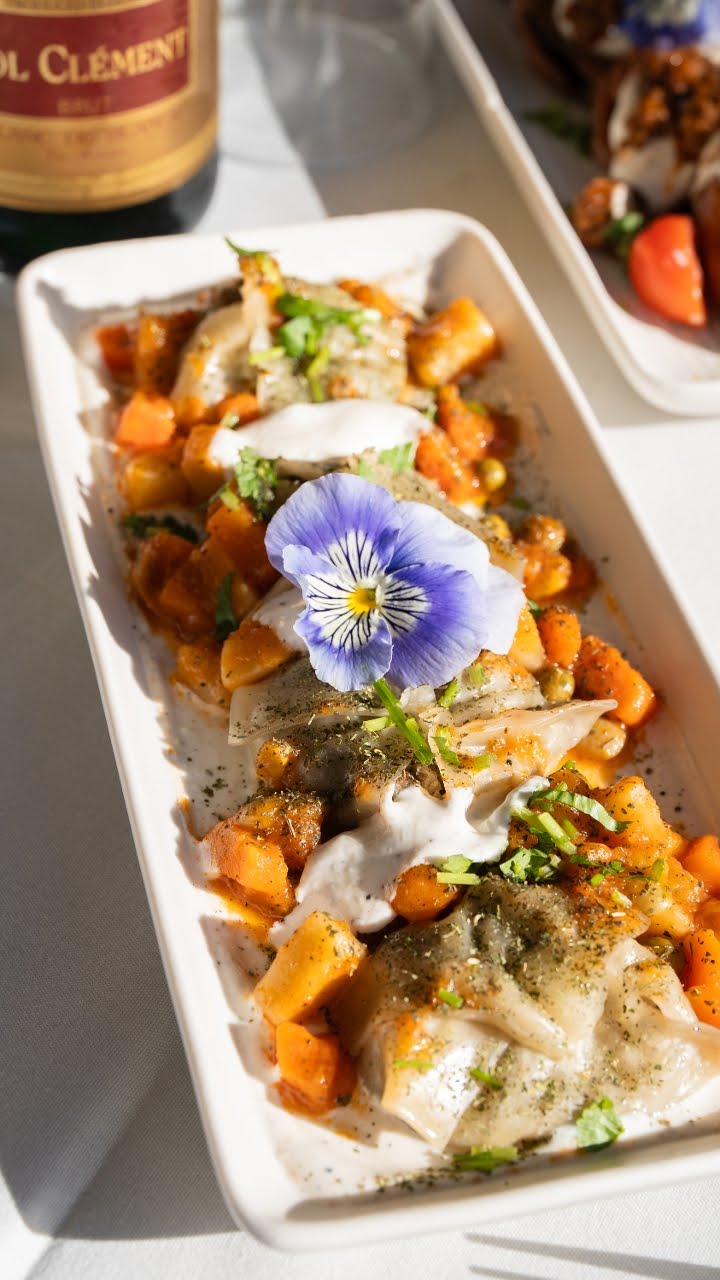 SAFFRON KITCHEN, RESTAURANT & BAR by null