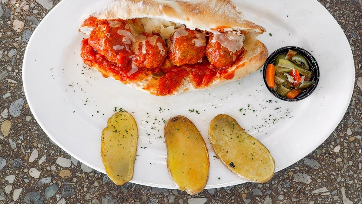 Chef Ciccio, Beef-Balls-Beer by null
