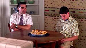 Jason biggs in the movie american pie with the infamous apple pie behind him jpg x Jason biggs