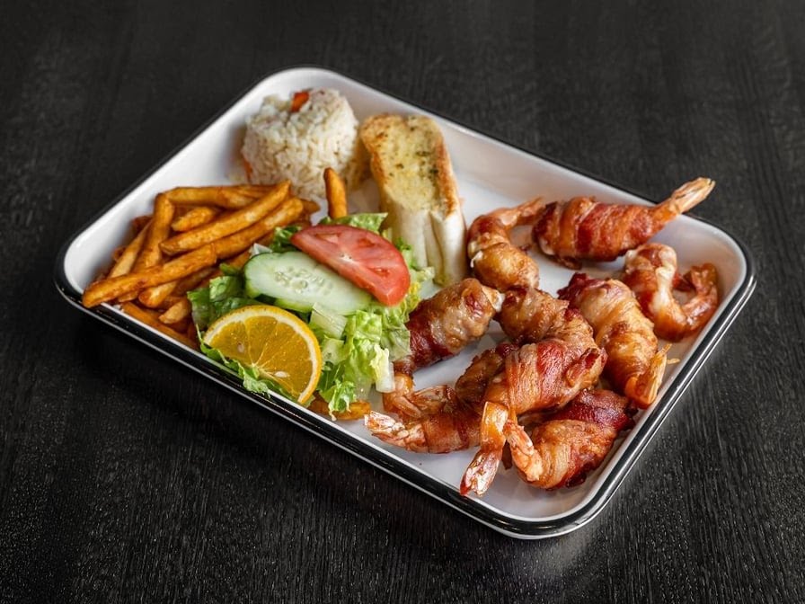 Mariscos Los Cuates by null