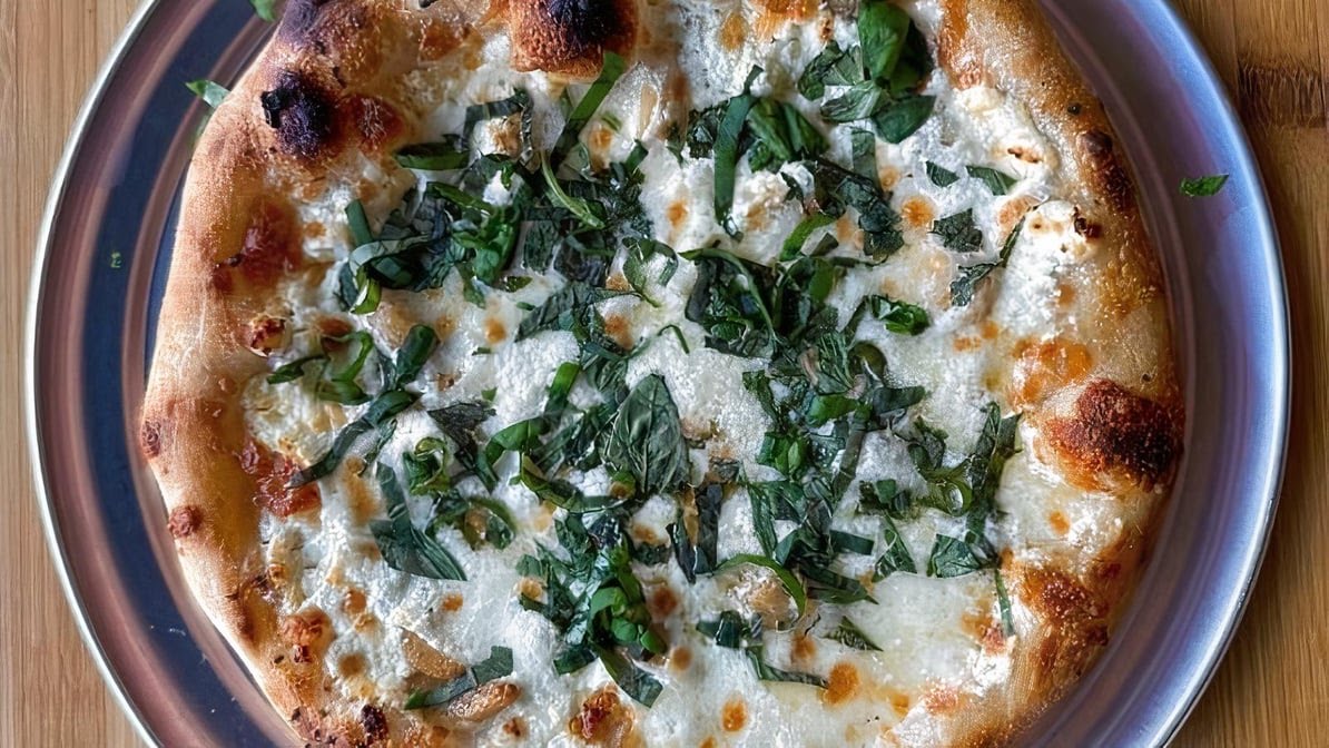 Lyle's Pizzeria by null