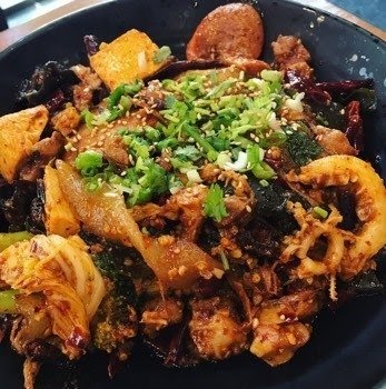 Qiwei Kitchen by null