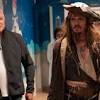 Johnny Depp vuelve a vestir de Jack Sparrow para visitar a niños en ...