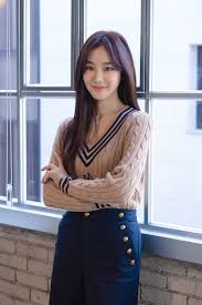 한지은|주)그램엔터테인먼트 | [#한지은] #별들에게물어봐 스틸 사진 2탄! 📸 지구에서 가장 예쁜 #최고은과 한지은 배우 사진을 그램에서  확인해보세요 👀 #WhentheStarsGossip , featuring actress Han Ji-eun, is available  to... | Instagram