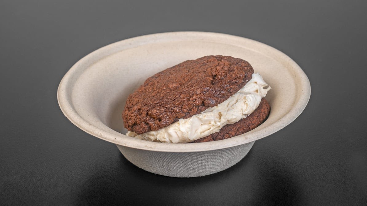 The Outside Scoop by null