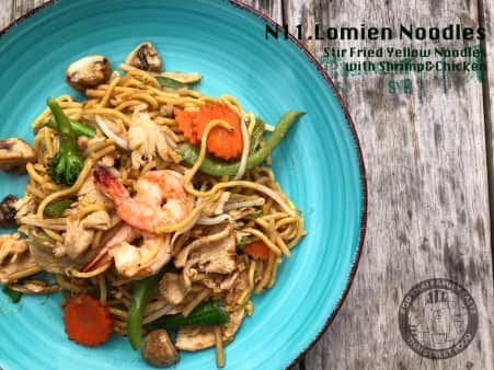 Rod Thai Family Taste by null