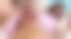 綺麗なピンクオマンコ 拡大 無修正 |女の子が大きく広がって綺麗なオマンコを見せてくれます！この素晴らしい花を見てください！ - Pornhub.com