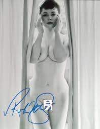 Rose mcgowan posing naked wearing her jpg x Rose mcgowan