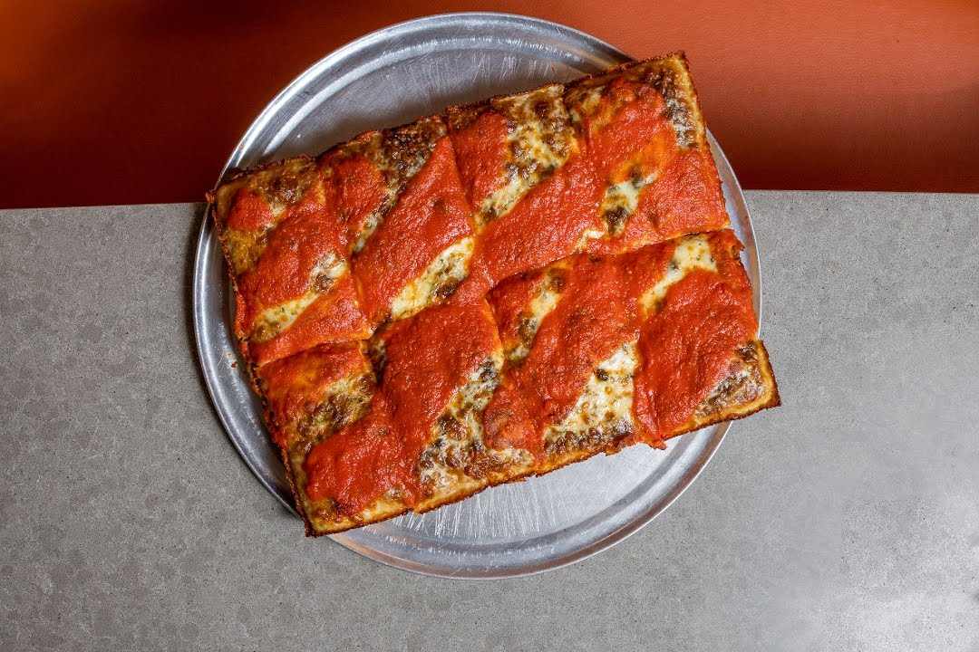 Norm’s Pizza by null