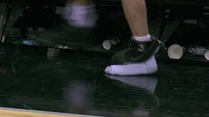 Manus Foot Rips Through Left Shoe �� NBA.com.