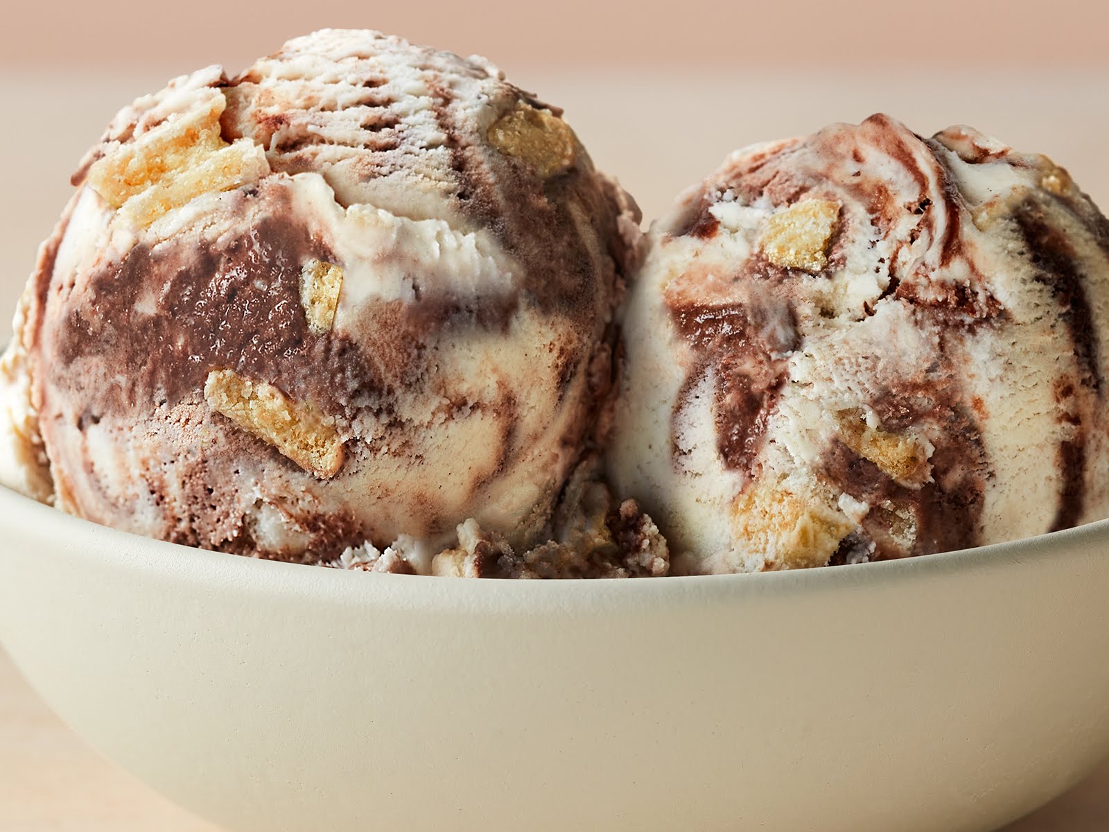 Häagen-Dazs Ice Cream Shops by null