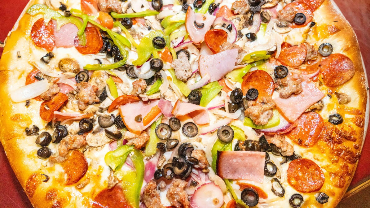 Gay Nineties Pizza Co by null