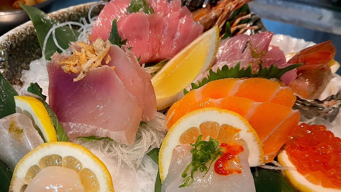RIZE THAI SUSHI by null
