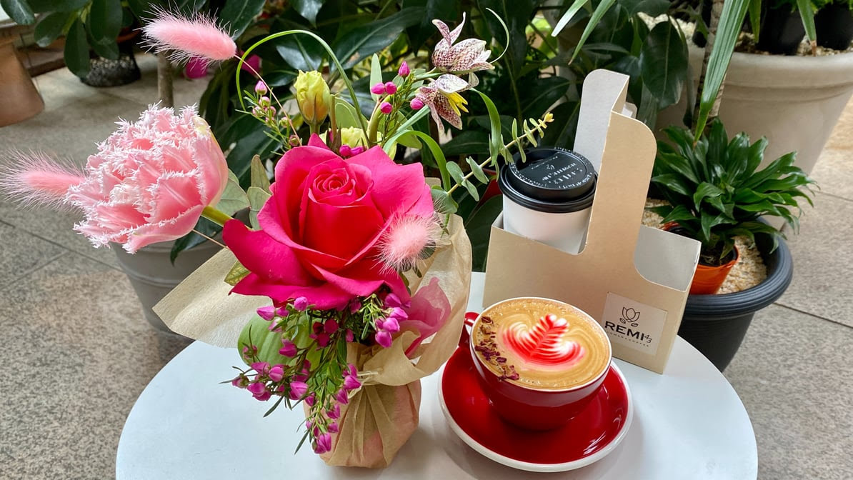 Remi43 Flower & Coffee by null