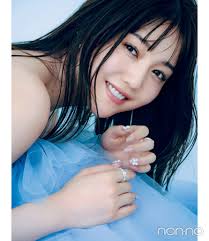 松川菜々花|この前、松川菜々花！高校無事に卒業しました！当日友達いなかったから孤独だったけど、ママが来てくれてて帰りにご飯食べたからいいんだ😊💓  高校生活では色々な事あったけど、卒業できたのは家族のおかげかなって。感謝だ！制服まだ着るけどね ...