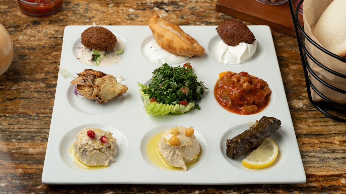 Lebanese Taverna by null