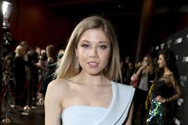 S sexy de jennette mccurdy sortent sur jpg x Jennette mccurdy