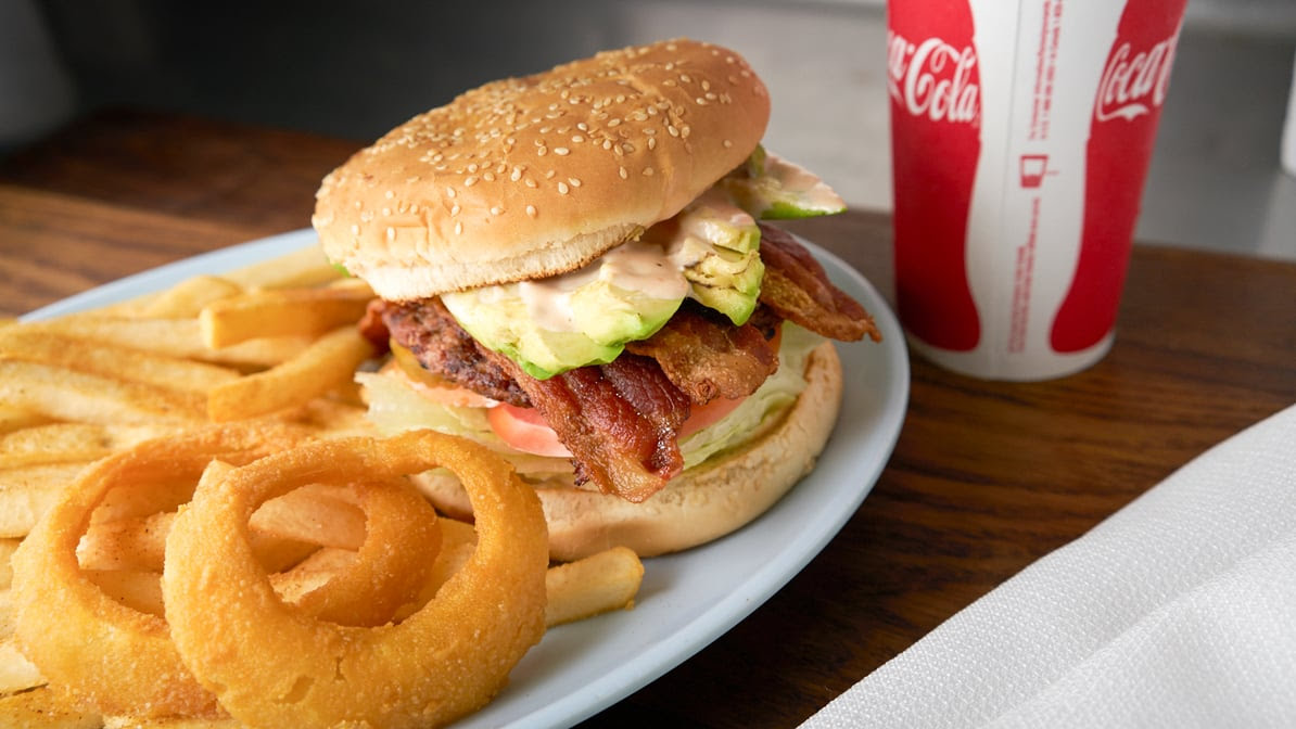 Tam's Burgers by null