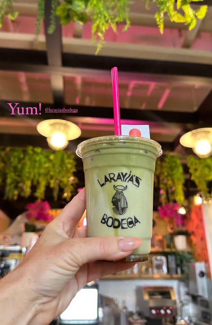 LaRayia's Bodega by null