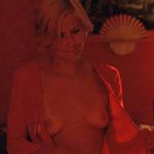 Ybegndhgaaaa aqskbg lzhivycp jpg x Brittany daniel sexy