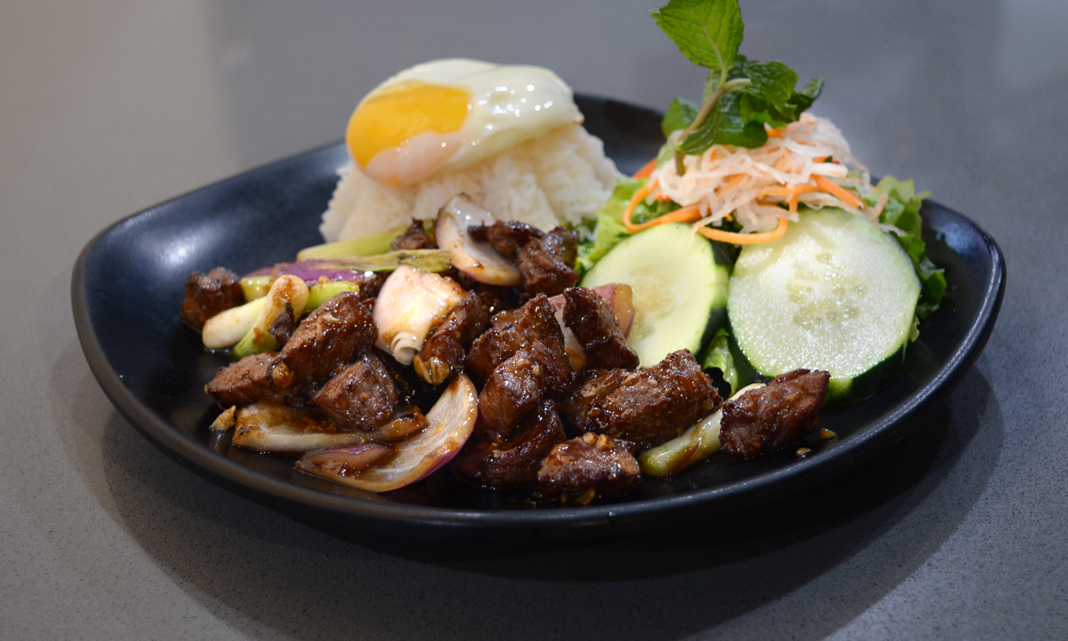 123 Pho Playa Vista by null