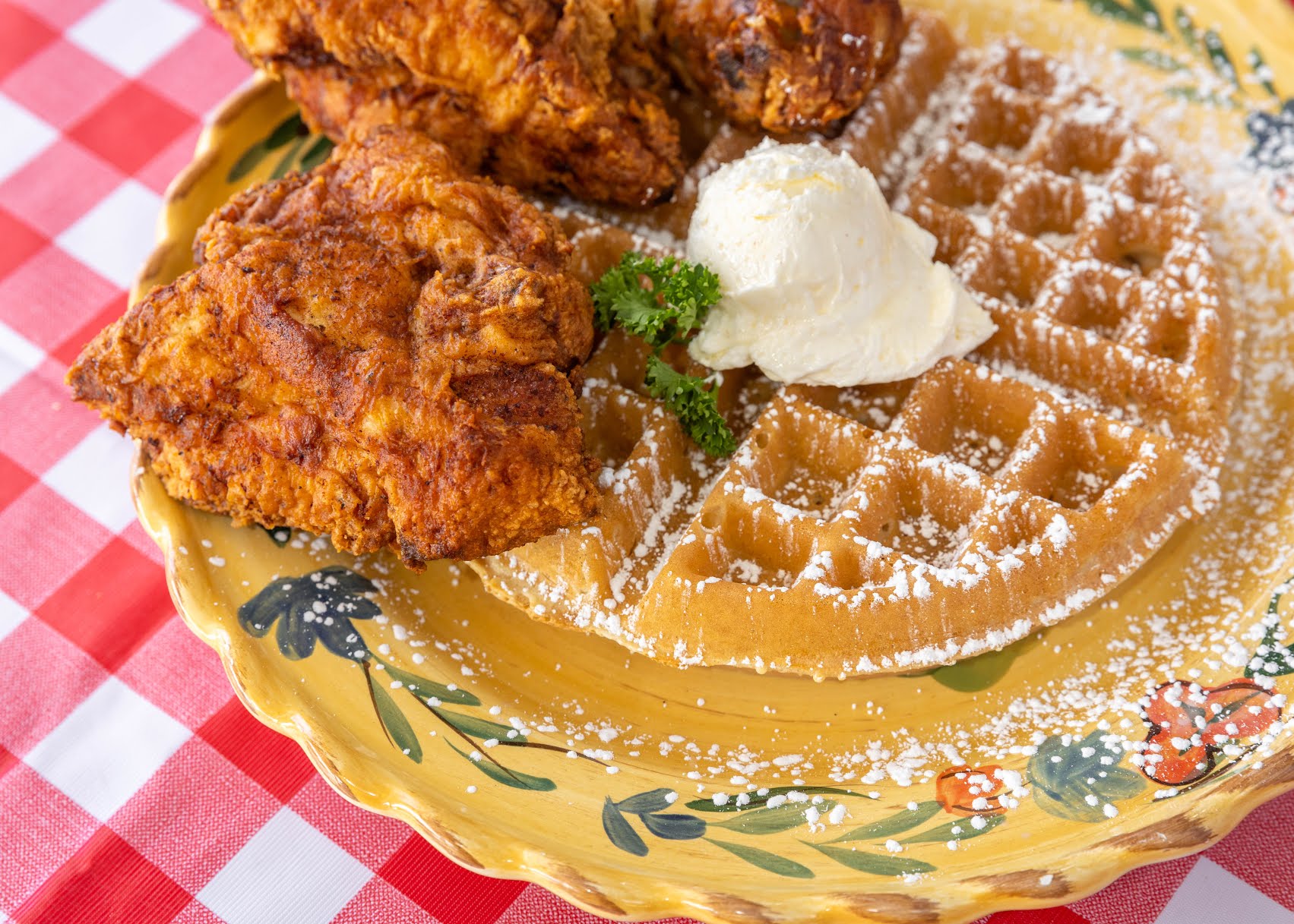 Dinah's Chicken Glendale by null